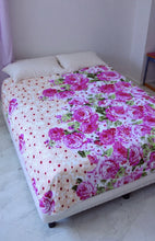 Charger l'image dans la galerie, Plaid en flanelle -Lucia Flora blanca