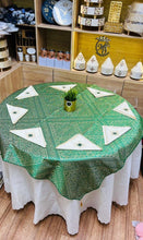 Charger l'image dans la galerie, Nappe et 8 Serviettes Artisanales Benchrif-vert