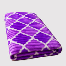 Charger l'image dans la galerie, Confort et douceur plaid -Maria Violet
