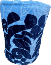 Charger l'image dans la galerie, Couverture unie a fleur model espagne
