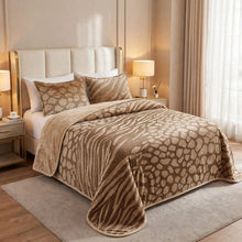 Charger l'image dans la galerie, Couvre lit Plaid +2 Housse taie en Velours Premium 240x220 – turquie Model Savana
