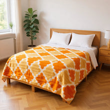 Charger l'image dans la galerie, Confort et douceur plaid -Maria Sun
