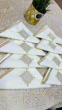 Charger l'image dans la galerie, Nappe et 8 Serviettes Artisanales Benchrif-Beige
