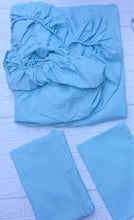 Charger l'image dans la galerie, Drap Housse + 2 Taie d'oreiller Unicolor  Bleu Ciel
